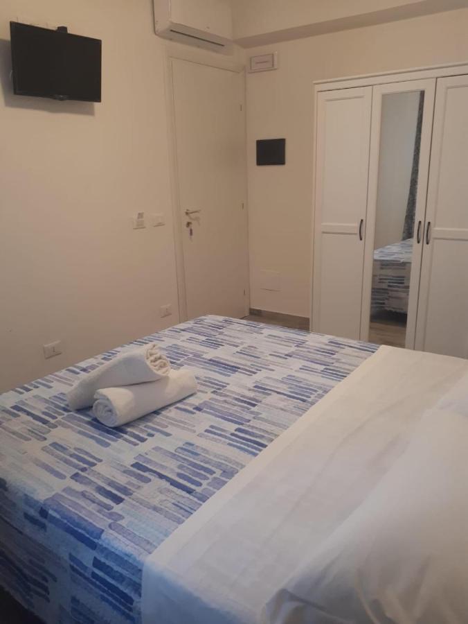 Cuor Di Leone Guest House Фавиньяна Экстерьер фото